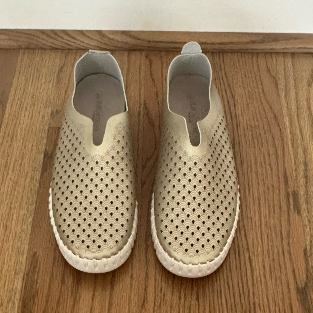 Ilse Jacobsen Kids Gold Perforated Sneakers
